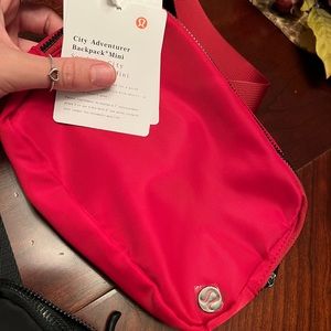 Crossbody bag (Only red available now)